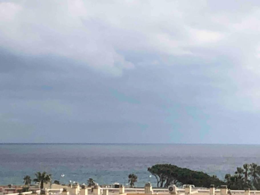 Appartement Vue Mer Au Lavandou Льо Лаванду Екстериор снимка