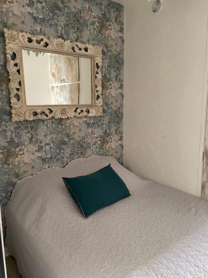 Appartement Vue Mer Au Lavandou Льо Лаванду Екстериор снимка